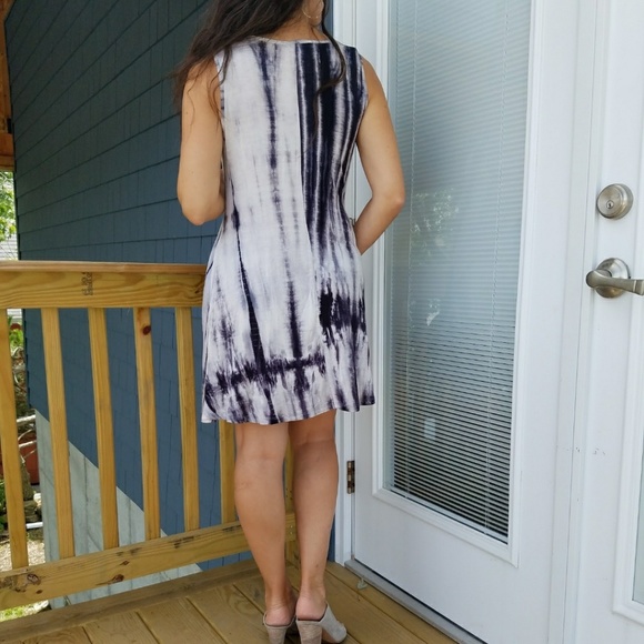 🔥SALE	🔥 Black & grey tie dye dress - Picture 4 of 10